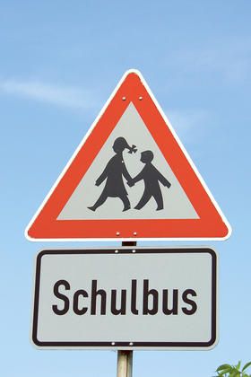 4767 1 Schulbus-Schild